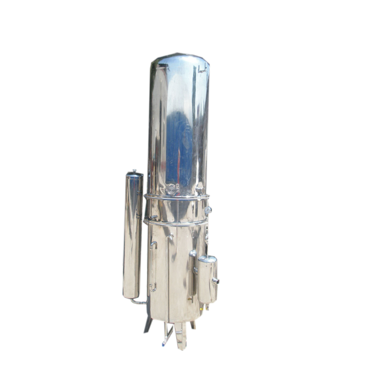High-efficiency and energy-saving distilled water machine