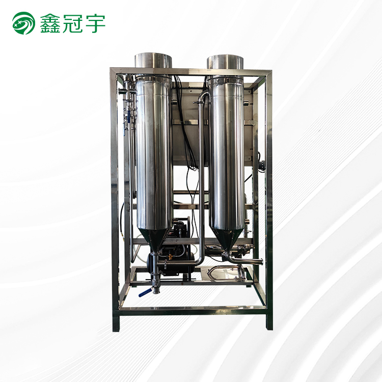 Non-transparent liquid UV sterilizer