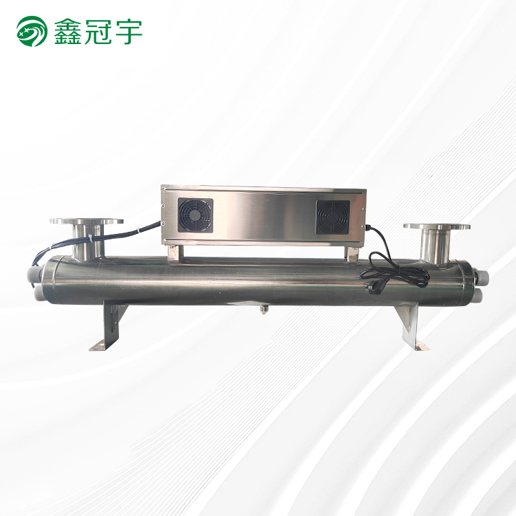 Small flow type UV sterilizer